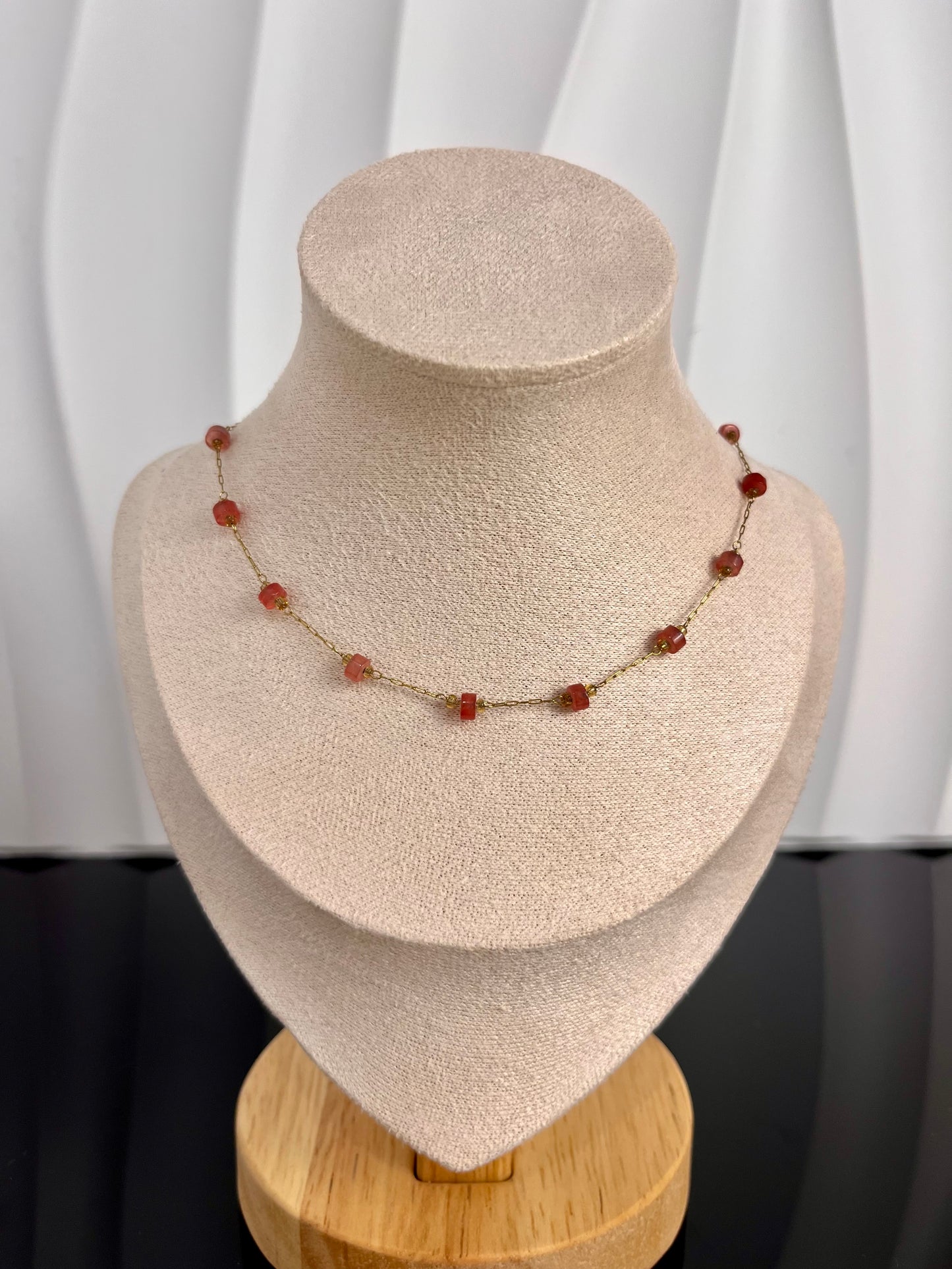 Collar Adriana en Acero de Titanio