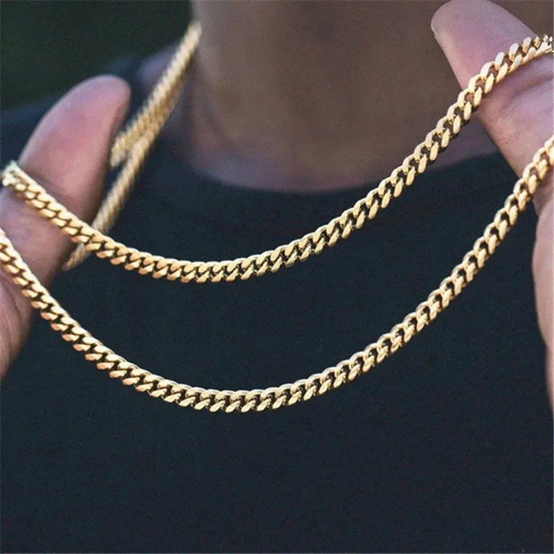 Collar en acero de titanio eslabon cubano