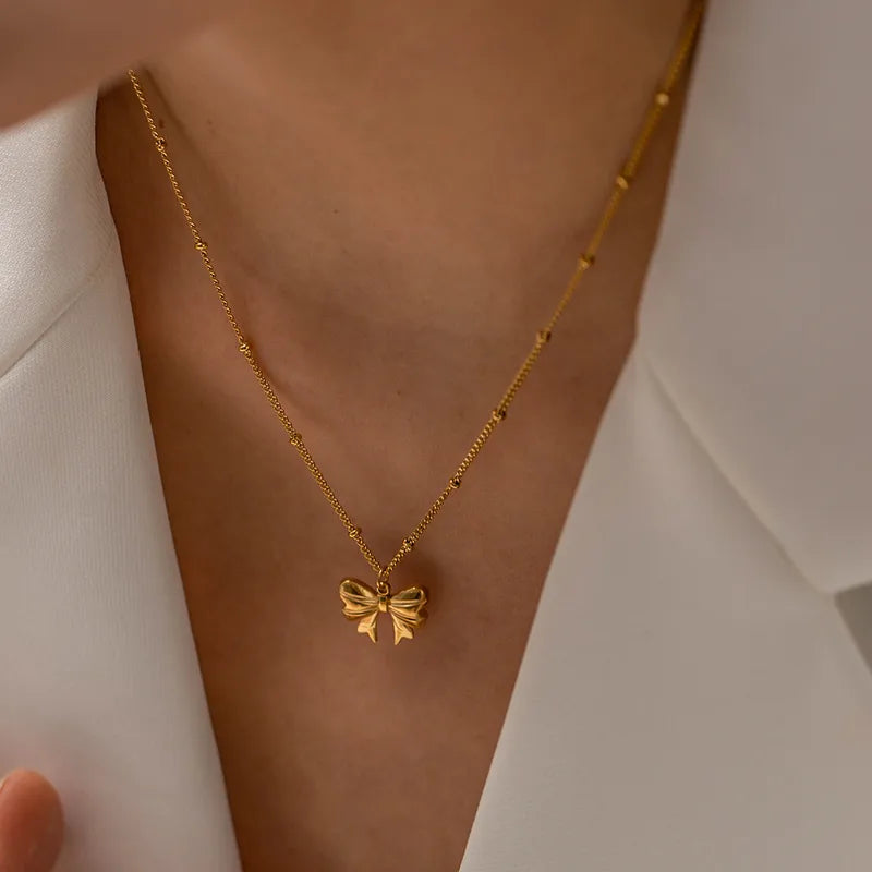 Collar moño