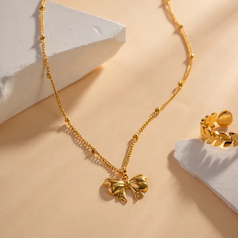 Collar moño
